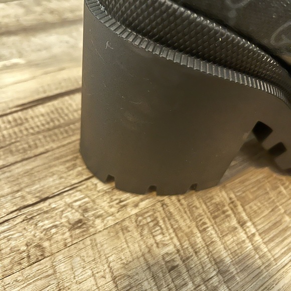 Gucci supreme canvas ankle boots - Picture 3 of 16